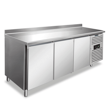 Tavolo refrigerato 3 porte...