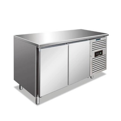 Tavolo refrigerato per pasticceria 2 porte classe energetica A +2°/+8° C | 151 x 80 x 86 cm